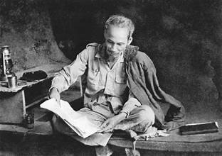 Sự giản dị trong đời sống của Bác